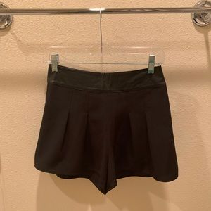 JACK by BB Dakota Black Dressy Shorts size 0